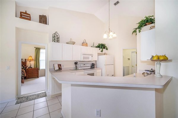 Kitchen before New Appliances